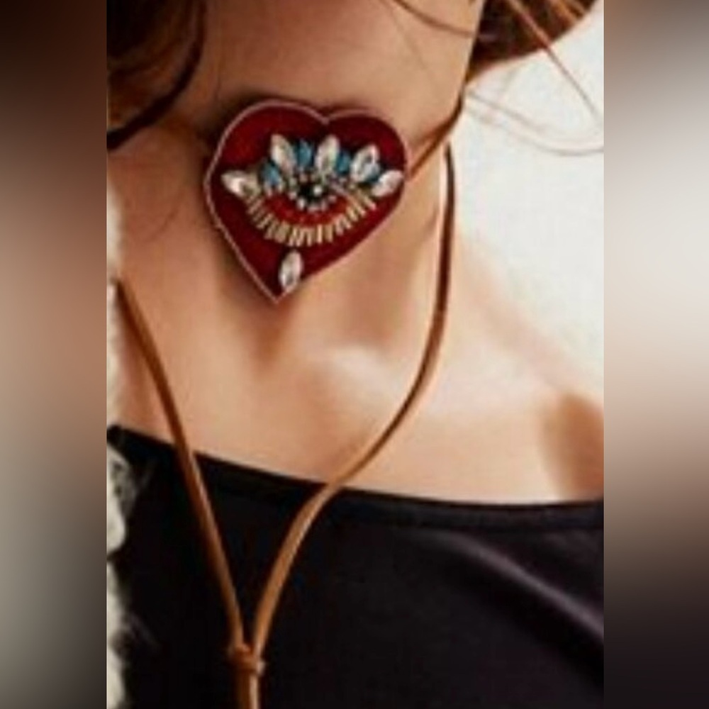 Free People Isla Choker Faux Suede Rhinestones Beads Color Red Cocoa